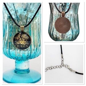 Queen Pendant Necklace with Phoenix Emblem
Handmade Jewelry